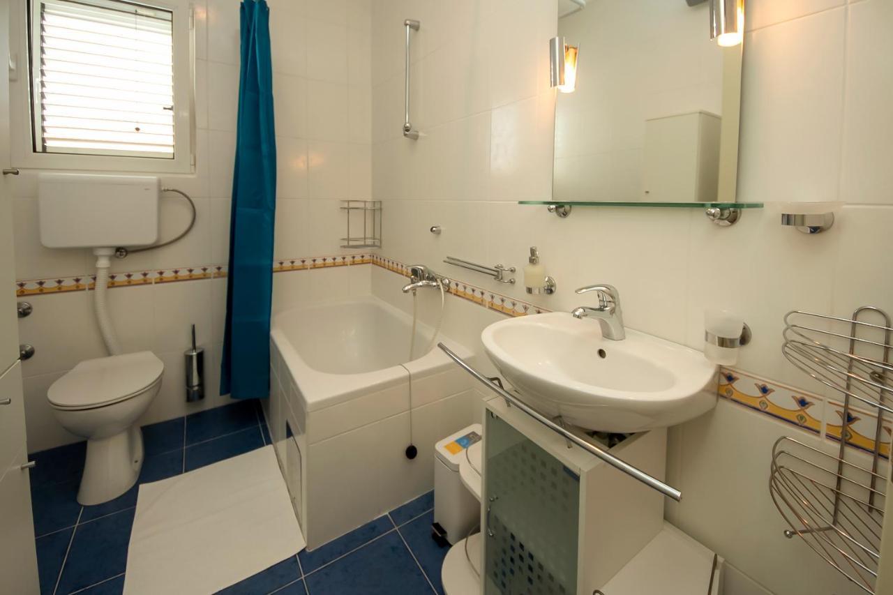 Apartments4You Водице Экстерьер фото