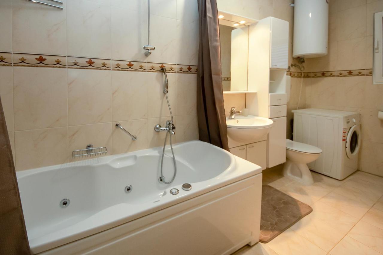 Apartments4You Водице Экстерьер фото