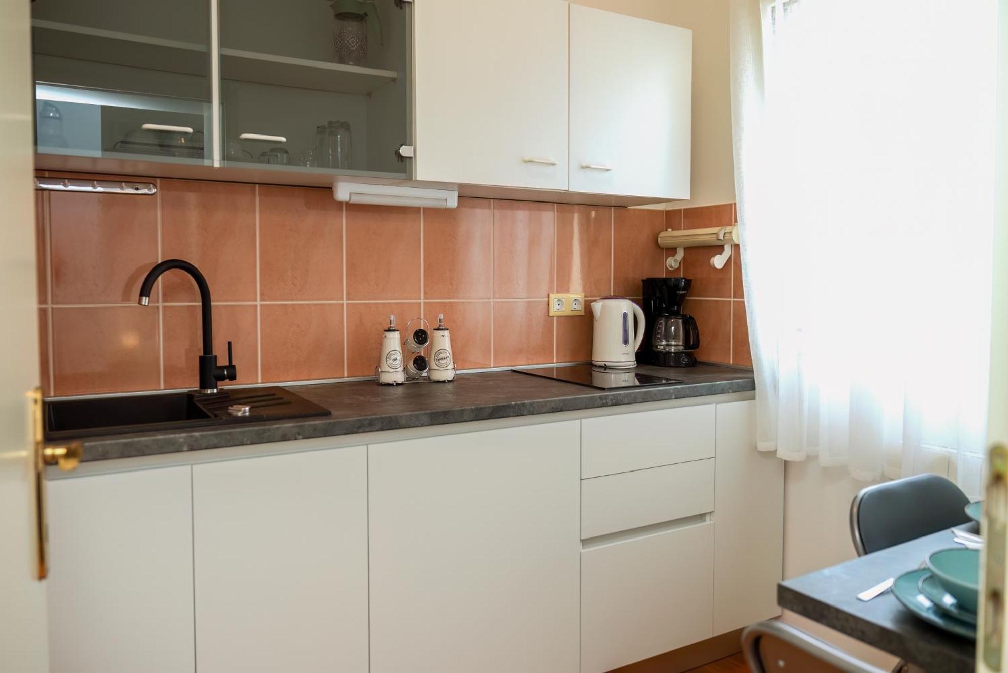 Apartments4You Водице Экстерьер фото